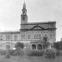 theatre 1900 across street